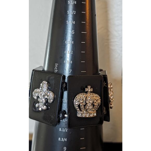 Chunky Black Stretch Rhinestone Crown Bracelet - Picture 7 of 10